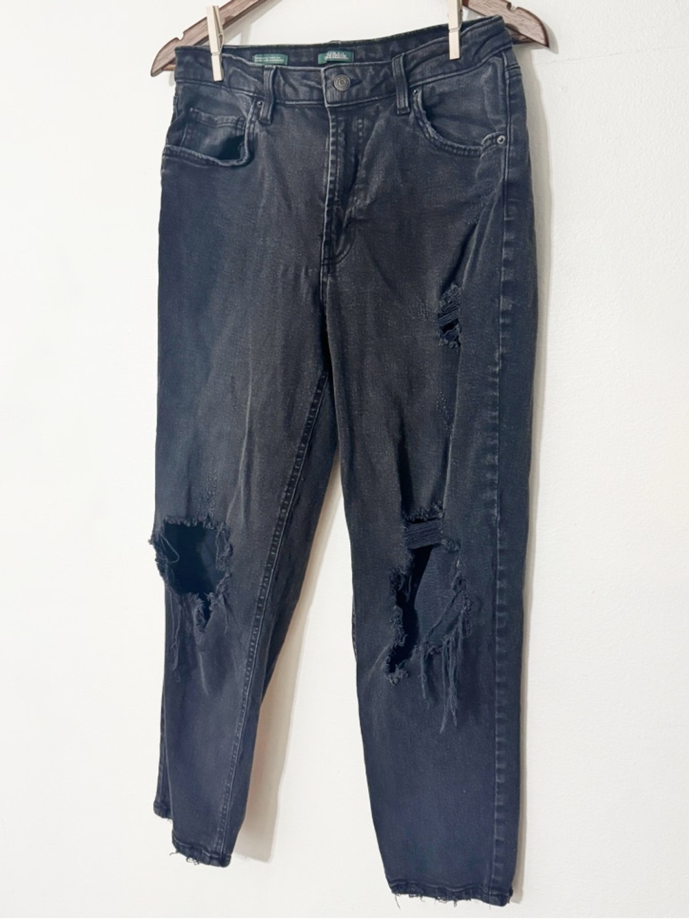 Wild Fable Black Distressed High-Rise Women’s Jeans size 10